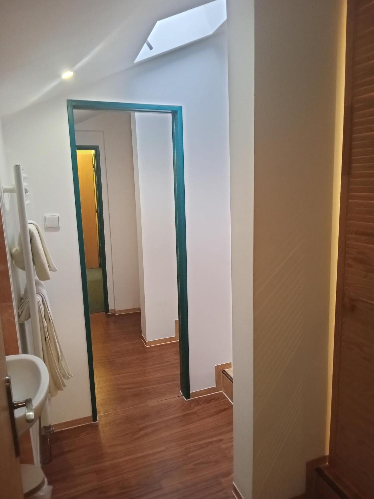 Hotel U Zeleneho Stromu - Zum Gruenen Baum 흐렌스코 외부 사진